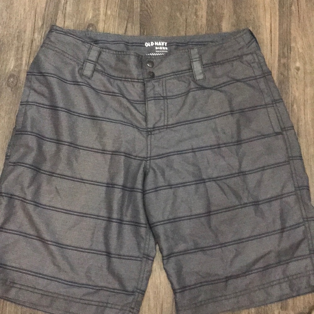 Men’s Old Navy boardshorts